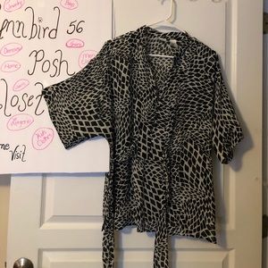 Emma James Top.  6/2020